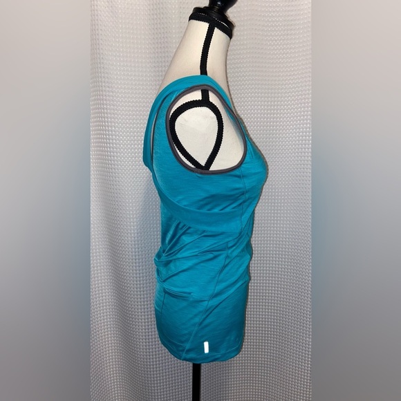 Women’s LOLE Lole Fly sporty Tank Top size medium - Picture 4 of 16